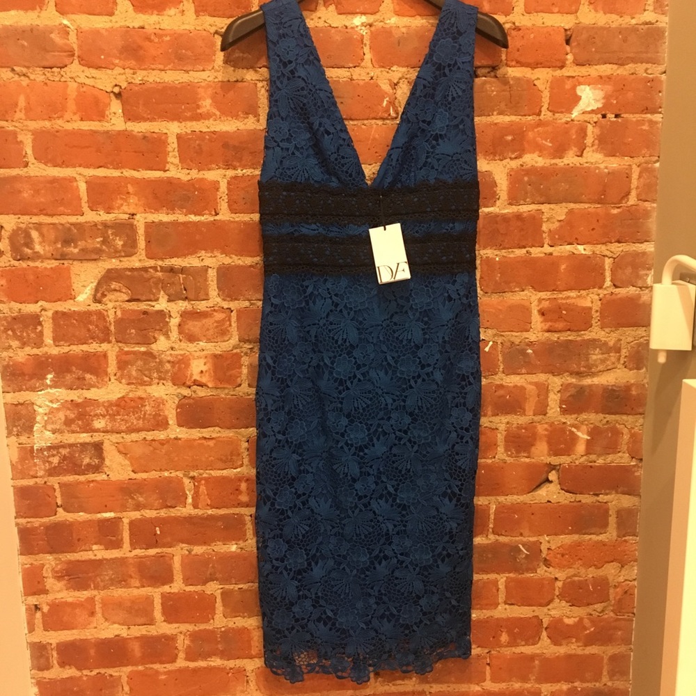 NEW. Lace evening dress 🔥 - Picture 4 of 8